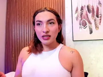 Stripchat Sex Cam of TomLondon_