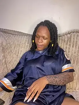 Stripchat Best live sex cam show of Boneca25