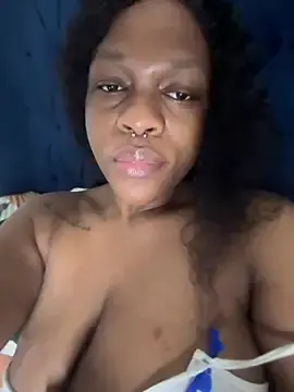 Stripchat Nude Webcam of Boneca25