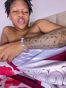 Stripchat Sex Cam of Boneca25