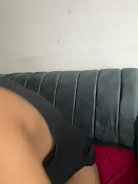 Stripchat Adult Webcam of BonnyMolhada