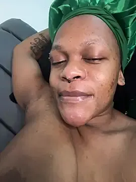 Stripchat Free Live Porn of BonnyMolhada