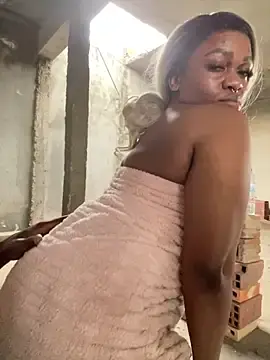 Stripchat Free Porn Cam of BonnyMolhada