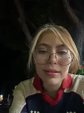Stripchat Live Porn of YunoRose_