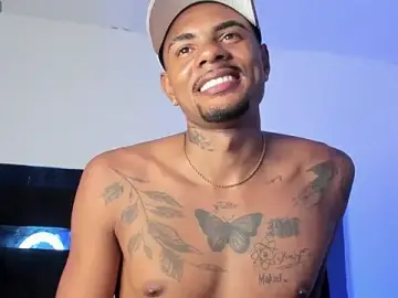 Stripchat Watch Live Sex Cams of TysonWalkers