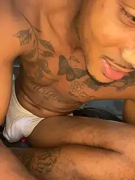 Stripchat Free Live Porn of TysonWalkers