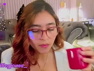 Stripchat Best live sex cam show of MilleyJones