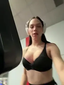 Stripchat Free Porn Cam of Carlita_cute