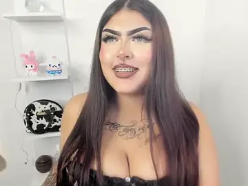 Stripchat Live Sex of hollycute__