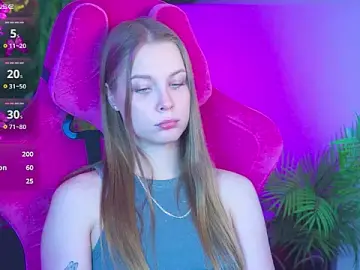 Stripchat Free Live Porn of CuteMousee