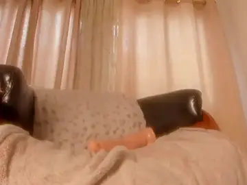 Stripchat Private Sex Chat of isabelsexysmile_