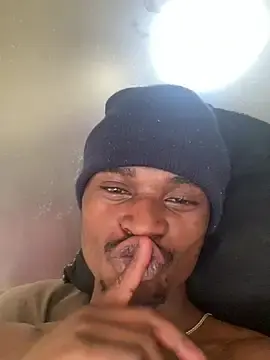 Stripchat Sex Cam of eyoItsRiley