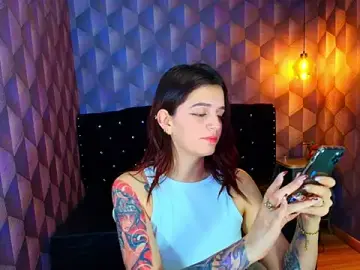 Stripchat Free Porn Cam of LiaHarryis