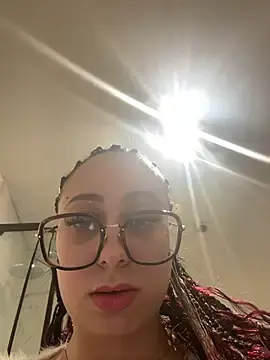 Stripchat Live Sex of queenlo_xxx