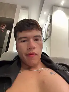 Stripchat Live Sex of Logan_smith1