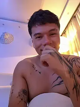 Stripchat Adult Webcam of Logan_smith1