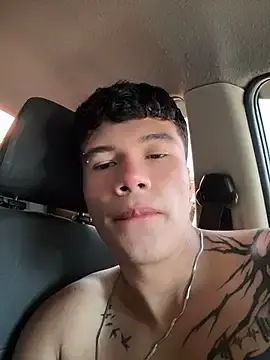 Stripchat Free Live Porn of Logan_smith1