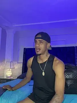 Stripchat Best Webcam of AaronCruz_