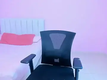 Stripchat Best Webcam of nairobbits