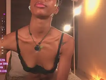 Stripchat Live Sex of connie_west0
