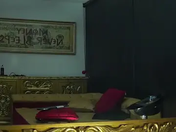 Stripchat Nude Webcam of dantecoppolaa_