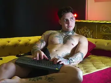 Stripchat Sex Chat of dantecoppolaa_