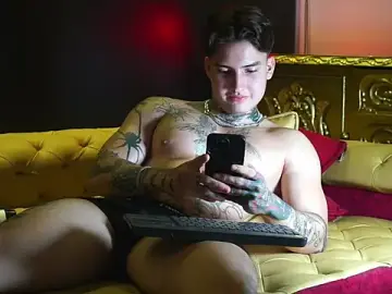 Stripchat Private Sex Chat of dantecoppolaa_