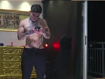 Stripchat Live Porn of dantecoppolaa_