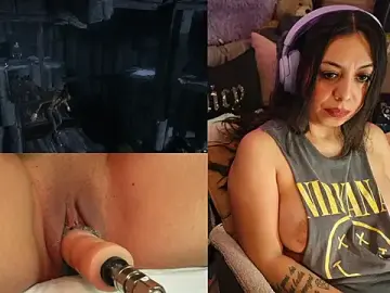 Stripchat Free Porn Cam of roknblaze