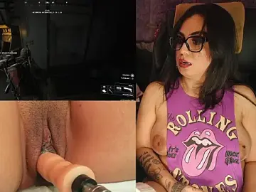 Stripchat Watch Live Sex Cams of roknblaze