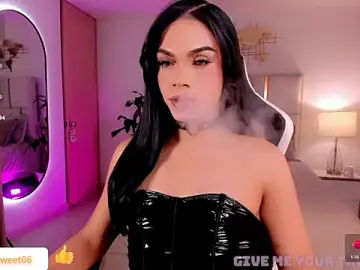 Stripchat Free Porn Cam of Angelina_Rossi
