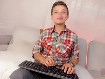 Stripchat Sex Cam of Tim_wolf