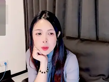 Stripchat Free Live Porn of candy-yiyi