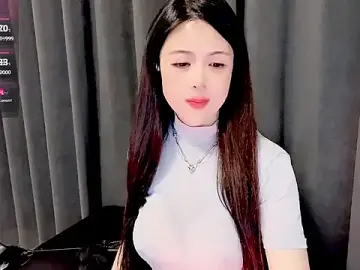 Stripchat Nude Webcam of candy-yiyi