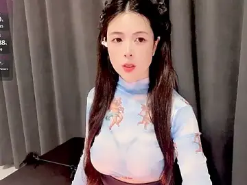 Stripchat Watch Live Sex Cams of candy-yiyi