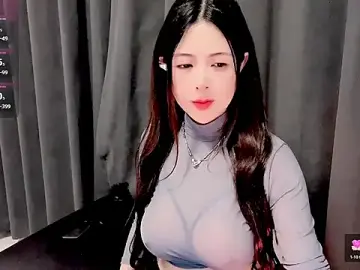 Stripchat Watch Live Sex Cams of candy-yiyi