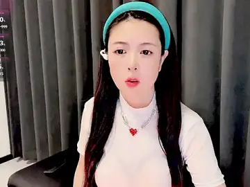 Stripchat Best Webcam of candy-yiyi