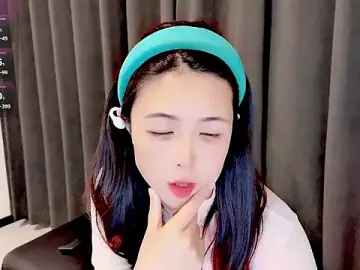 Stripchat Private Sex Chat of candy-yiyi