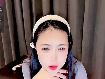 Stripchat Watch Live Sex Cams of candy-yiyi
