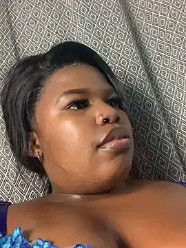 Stripchat Live Porn of Cuddle_Bear