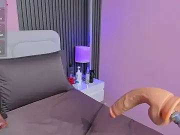 Stripchat Free Porn Cam of honey_sofii_