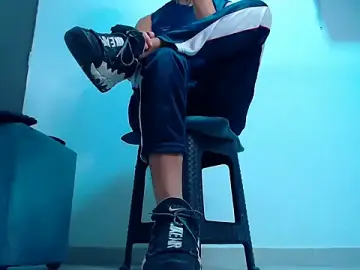 Stripchat Free Porn Cam of mastersmits