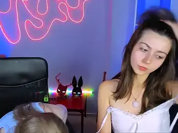 Stripchat Live Sex Cam of veronica_bubble