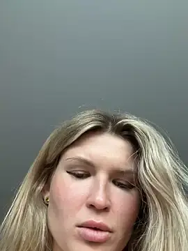 Stripchat Adult Webcams of AngelMiaM