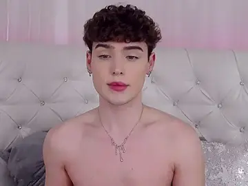 Stripchat Watch Live Sex Cams of RobbyCharming