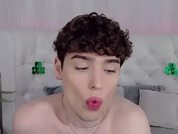 Stripchat Watch Live Sex Cams of RobbyCharming