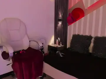 Stripchat Live Sex of _shantal_smith