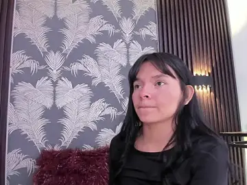 Stripchat Sex Cam of _shantal_smith
