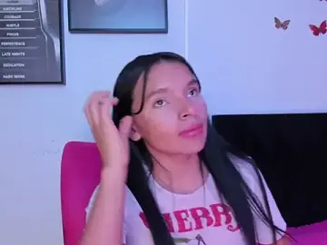 Stripchat Live Porn of _shantal_smith
