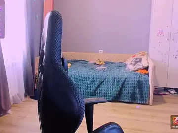 Stripchat Free Porn Cam of MollyLollipop